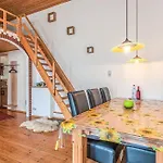 Zur-alten-dorfschule * Trennewurth